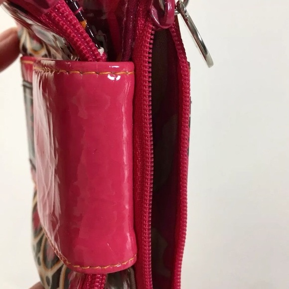 ✨ Frill by Vera Bradley Pink Geometric Wallet - Picture 4 of 7